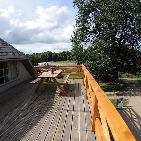 Guest House Ventas Rumba Кулдіга Екстер'єр фото
