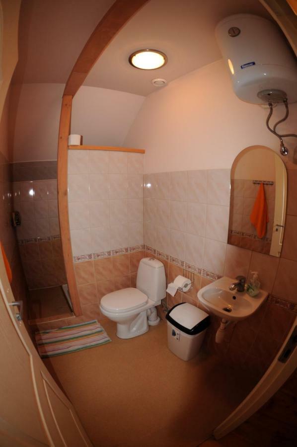 Guest House Ventas Rumba Кулдіга Екстер'єр фото